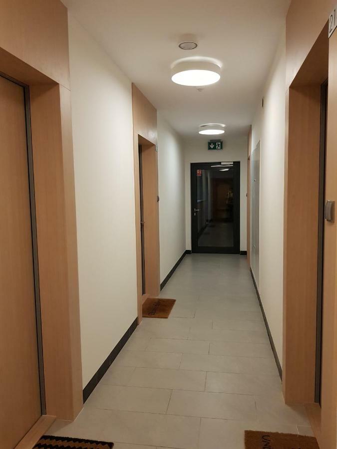 Hennela Apartment Varsóvia Exterior foto
